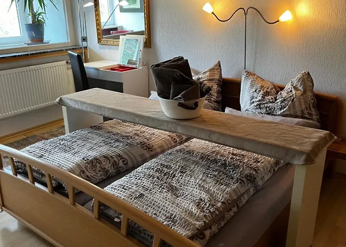 Gemuetliche, Ganze Wohnung In Ruhiger, Zentraler Lage